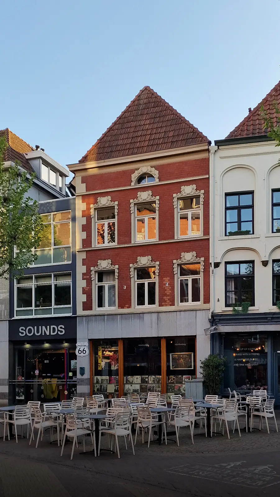 Venlos Parade Strasse im Abendlicht